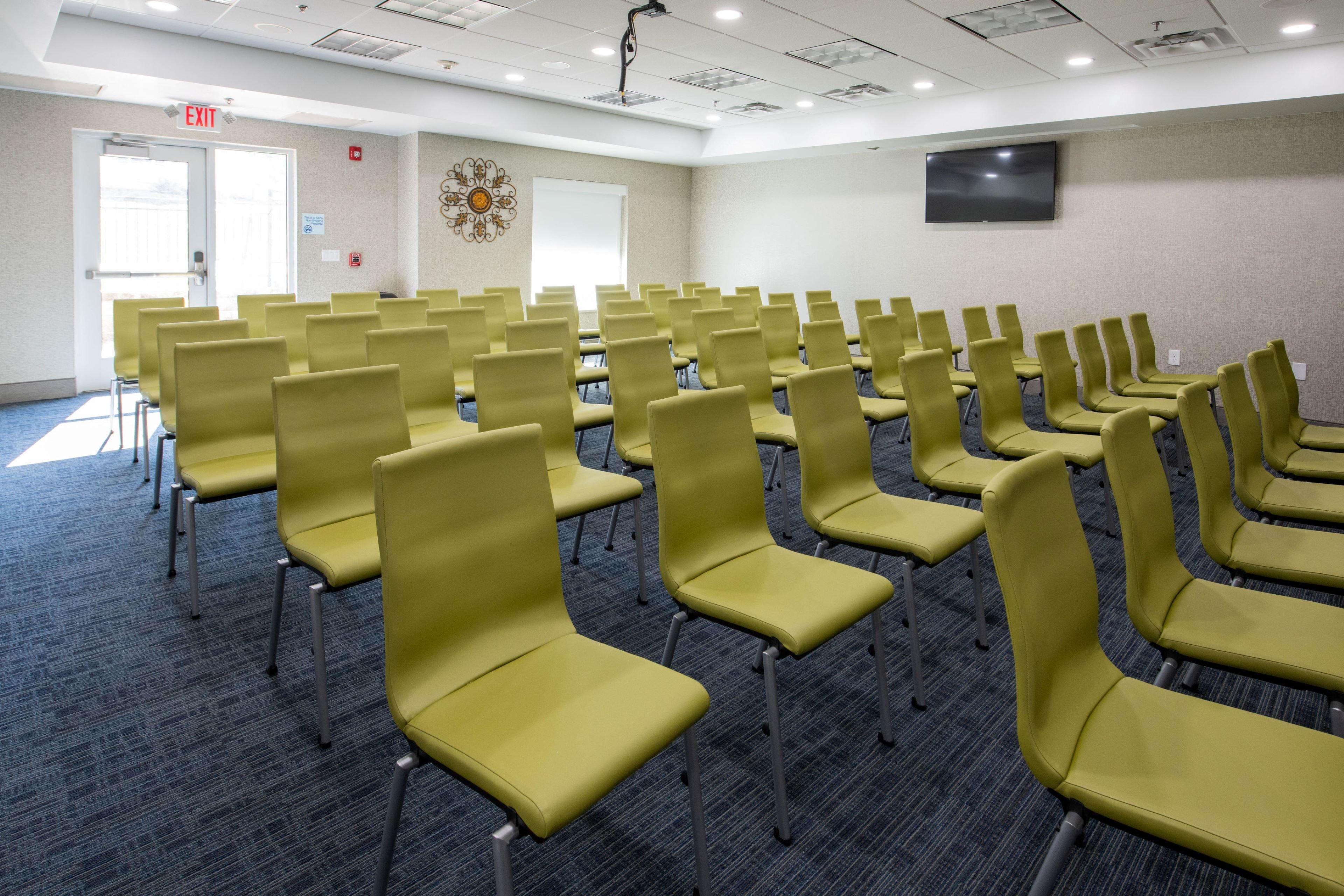 Holiday Inn Express Hotel & Suites Kansas City - Grandview By Ihg מראה חיצוני תמונה
